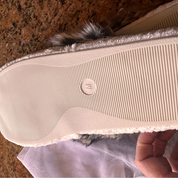 Pottery Barn Ombre Faux Fur Slippers - Picture 2 of 4